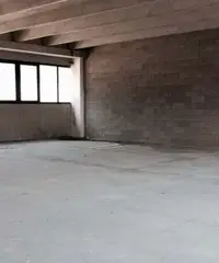 ALBESE con CASSANO (CO) - CAPANNONE - 1.232 mq