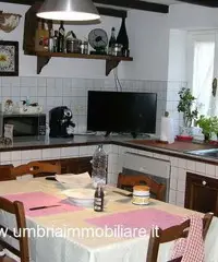 Casale in vendita vic Marsciano e Perugia