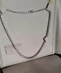 Girocollo in argento e pietre Girocollo in argento e pietre