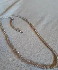 Girocollo in argento e pietre Girocollo in argento e pietre