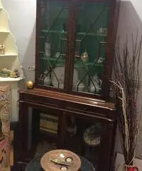 Mobili antichi e nuovi