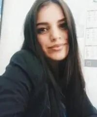 ciao sono una bella ragazza alla ricerca del vero amore e felicità ciao sono una bella ragazza alla ricerca del vero amore e felicità