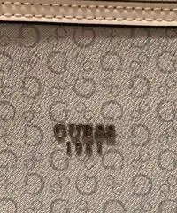 Borsa GUESS ORIGINALE usata due/tre volte Borsa GUESS ORIGINALE usata due/tre volte