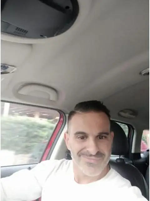 Realmente bello e serio Realmente bello e serio