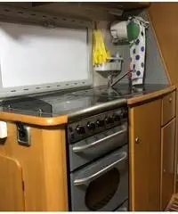CI Mizar garage su Mercedes