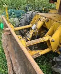 Escavatore Gommato COLMAR K101