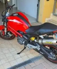 Ducati monster 696 2009 Ducati monster 696 2009