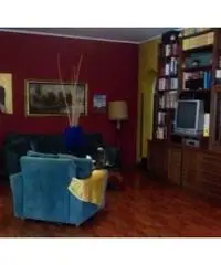 Villa su 2 livelli con dependance-1600mq.terreno