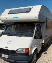 CAMPER POKER 106 FORD2.5D DEL 1993 POSTI letto 5