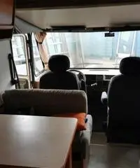 Elnagh blu magnum 660 con portamoto Elnagh blu magnum 660 con portamoto