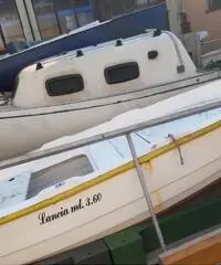 Lancia in vetro resina 3.60