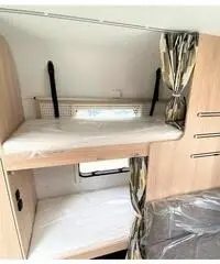 Caravan Adria Aviva 472 PK Nuova 6 Posti Letto Caravan Adria Aviva 472 PK Nuova 6 Posti Letto