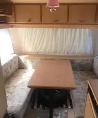 Roulotte KNAUS 4 posti tenuta molto bene