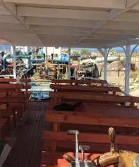 Barca 22m per 80 posti