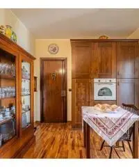 6 Vani Mq 168 Piano 7° Cantina e Posto Auto