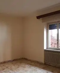 Luminoso 130mq in Piazza Crispi