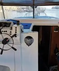 Barca cabinata 6.4 metri