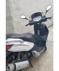 Scouter Outlook Keeway 150 DR