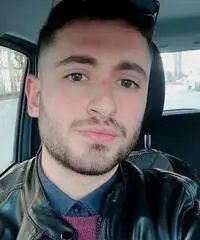 Magazziniere, scaffalista, pulizie ecc Magazziniere, scaffalista, pulizie ecc