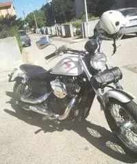 Honda vt750s