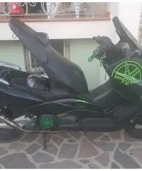 Yamaha T Max - 2001