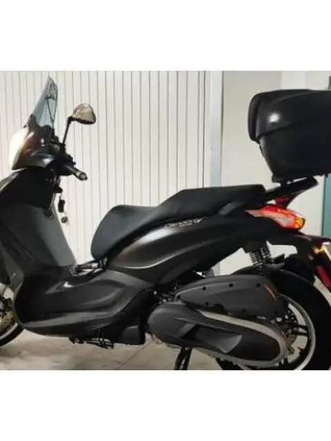 Piaggio beverly 350 police 2019 pari al nuovo Piaggio beverly 350 police 2019 pari al nuovo