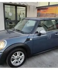 MINI Mini (R56) - 2011