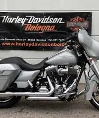 Harley-Davidson Touring Street Glide - 2015