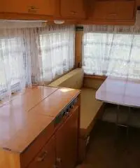 Roulotte tabbert da riparare