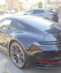 Porsche 911 (992) carrera 4 s