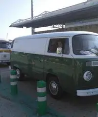 Volkswagen T2 panel del 1973 permuto con vetrato