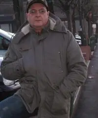 Cerco una donna italiana saggia  dolce amorevole e premurosa