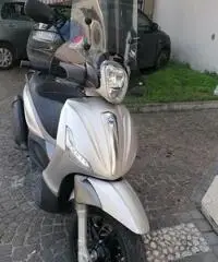 Beverly 350 sport touring anno 2018