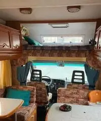 Camper mansardato Elnagh King 671 Camper mansardato Elnagh King 671