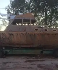 Imbarcazione in legno motori diesel