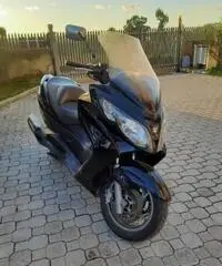 Suzuki Burgman 400