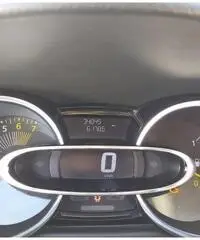 RENAULT Clio 4ª serie 1.2 benzina - POCHI KM