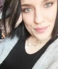 Cassiera, scaffalista, barista e banchista Cassiera, scaffalista, barista e banchista