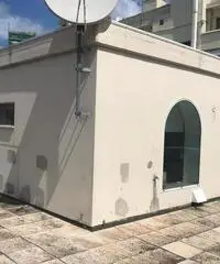 Bari via Amendola-Monovano uso investimento