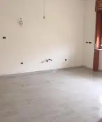 Appartamento pressi clinica maione