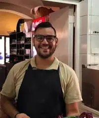 Magazziniere, Operaio o Cameriere, Banconiere Magazziniere, Operaio o Cameriere, Banconiere