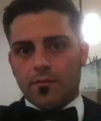 Cameriere di sala esperto Cameriere di sala esperto