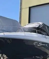 Saver 590 cabin