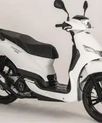 Peugeot Tweet 125 ANTIFURTO E CASCO OMAGGIO Peugeot Tweet 125 ANTIFURTO E CASCO OMAGGIO