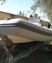 Gommone lomac 4,60 + motore & carrello