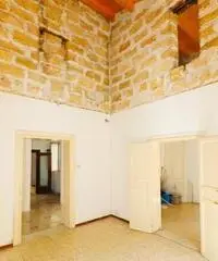 Tribunale D'ossuna Mq124 Luminoso Soppalcabile Tribunale D'ossuna Mq124 Luminoso Soppalcabile