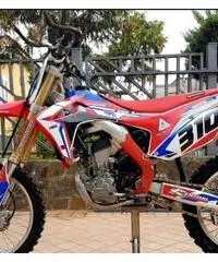 Honda Crf 250 r Honda Crf 250 r