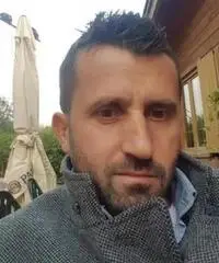 Corriere magazziniere muratore