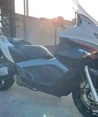 Aprilia Srv 850