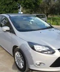 FORD FOCUS TITANIUM 1.6 cc GPL di fabbrica 120 cv
